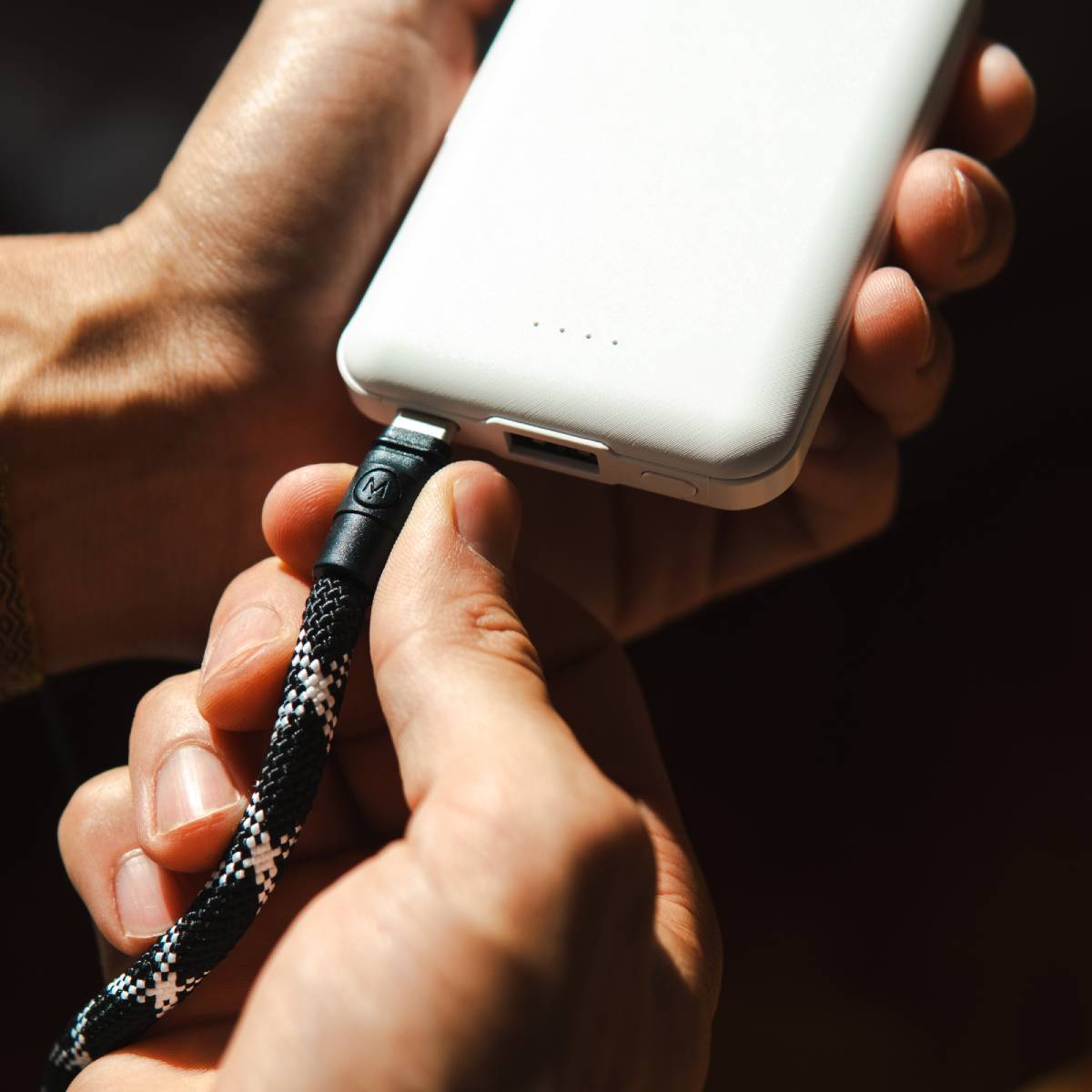 M.Craftsman Charry 2 in 1 Charging Cable + Phone Strap (USB C-C) - Black & White, , large image number 3